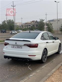 ڤۆڵکسواگن جێتا